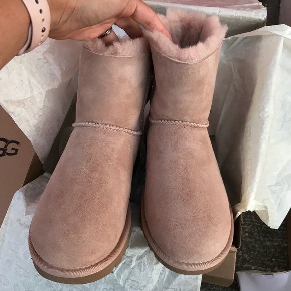 UGG water resistant Bailey bow II ribbon Sz 11 new - Picture 3 of 7